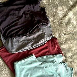 Old navy bundle of joggers